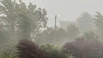 Moti përkeqësohet në Ballkan/ Paralajmërime për tornado, reshje ekstreme dhe përmbytje
