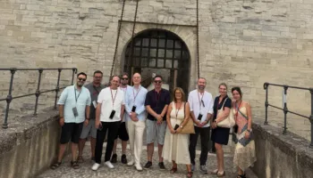 Mustafa nga Avignon-i: Një përvojë që na frymëzon për zhvillimin kulturor të Prishtinës