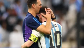 “Na dhemb shpirti, Messi lojtari më i mirë që ka shkelur ndonjëherë në një fushë futbolli”