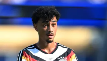 Nathaniel Brown mbërrin për vizitat mjekësore, gati firma me Bayern Munich deri më 2031