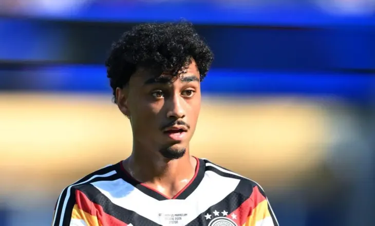 Nathaniel Brown mbërrin për vizitat mjekësore, gati firma me Bayern Munich deri më 2031