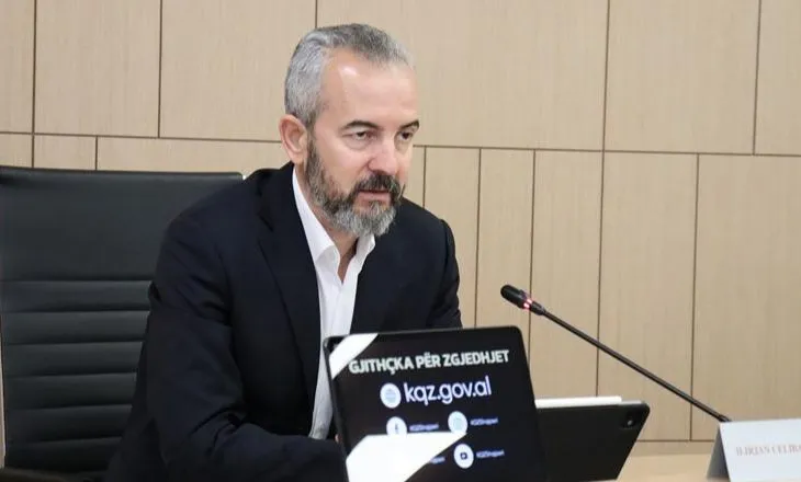 Ndryshimet në Kodin Zgjedhor, Celibashi: Të sanksionohet qartë ndarja mes shtetit dhe partisë në pushtet!