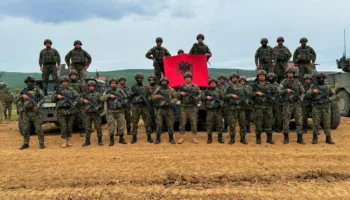 Ndryshimet në stemat dhe uniformat e FA/ Qeveria miraton transformimin vizual të ushtrisë shqiptare