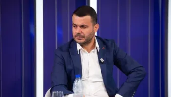 Në fakt varet si e sheh…Tomorri: Protesta ishte paqësore, policia e çoi në atë në skenarin e dhunës
