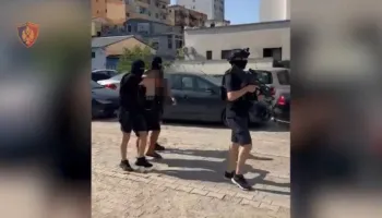 Në kërkim nga Italia për trafik narkotikësh, arrestohet 23-vjeçari në Durrës