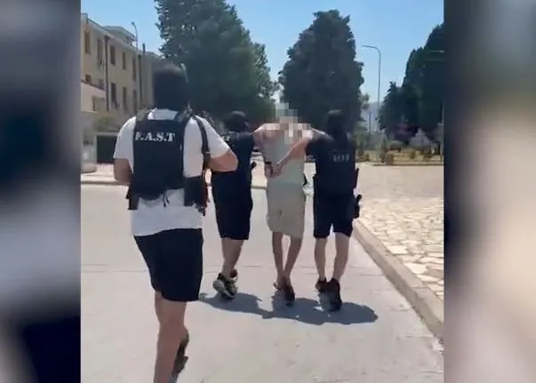 Në kërkim nga Spanja për narkotikë dhe organizatë kriminale, arrestohet 39-vjeçari