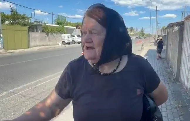 “Në këtë lagje, nuk ia di kush një fjalë të keqe asaj gruaje”/ Ngjarja e rëndë, flasin fqinjët: Fat i zi, të dy…