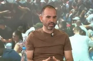 “Ne nuk bëjmë pushim, po të jetë nevoja…” / Aktivisti: Protestat do të vazhdojnë çdo ditë, deri në dorëheqjen e Ramës