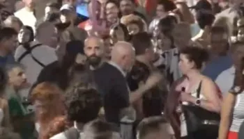 ‘Nesër më shumë’, qytetarët marshojnë rrugëve të Tiranës pas protestës së 60-të: Rama jepe dorëheqjen!