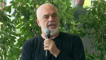 Nis shpërndarja e bonusit për pensionistët, Rama: Të ardhurat nga rritja e çmimit të naftës do i merrni ju!