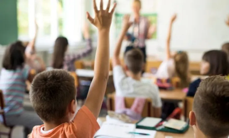 Nisin regjistrimet në e-Albania për klasat e para dhe të dhjeta, afati deri më 31 korrik
