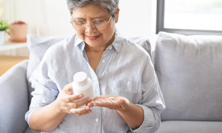 Një multivitaminë e përditshme mund t’i ndihmojë të moshuarit të qëndrojnë aktivë