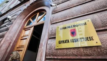 “Nuk iu jep akses qytetarëve”/ Kushtetuesja kundërshton raportin e Avokaturës së Shtetit: Nuk marrim rekomandime nga ju