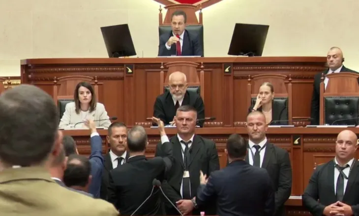 Opozita bllokon foltore, Rama në Kuvend, kalohet në votim dhe mbyllen diskutimet