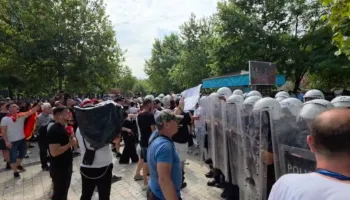 Opozita bojkoton Kuvendin, akuzon mazhorancën për bllokim të nismave dhe shmangie të llogaridhënies