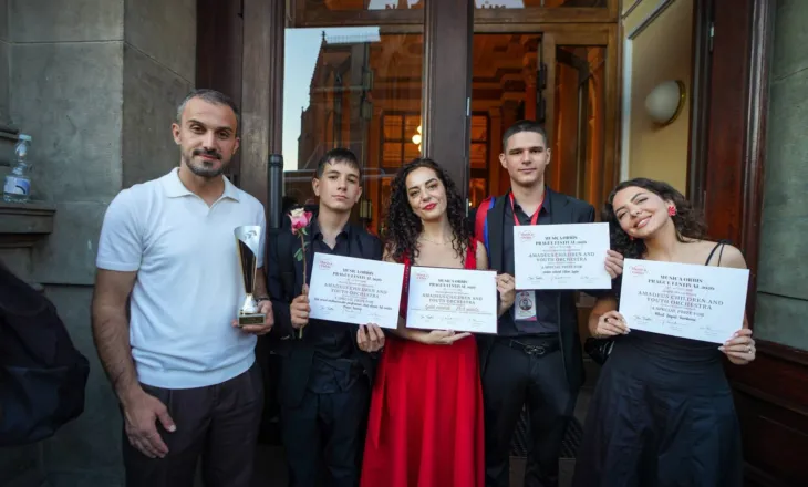 Orkestra “Amadeus” shkëlqen në Pragë, fiton katër çmime në festivalin ndërkombëtar “Musica Orbis”