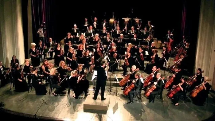 Orkestra e RTSH mbyll sezonin artistik, Blerta Ristani: “Oda e Gëzimit” do të dëgjohet ‘live’ në sheshin “Skënderbej”
