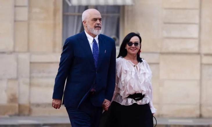 Parada ushtarake në Paris, Rama merr pjesë në ceremonitë për festën kombëtare të Francës