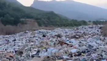 Parku Kombëtar i Vjosës mbushet me mbetjet urbane, alarm për ndotjen e lumit