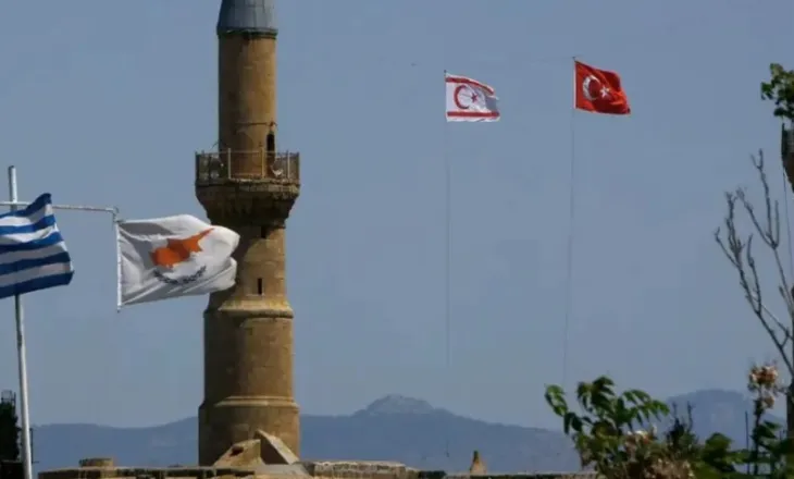 Pas 52 vitesh ndarje, OKB-ja kërkon të riaktivizojë bisedimet e paqes në Qipro