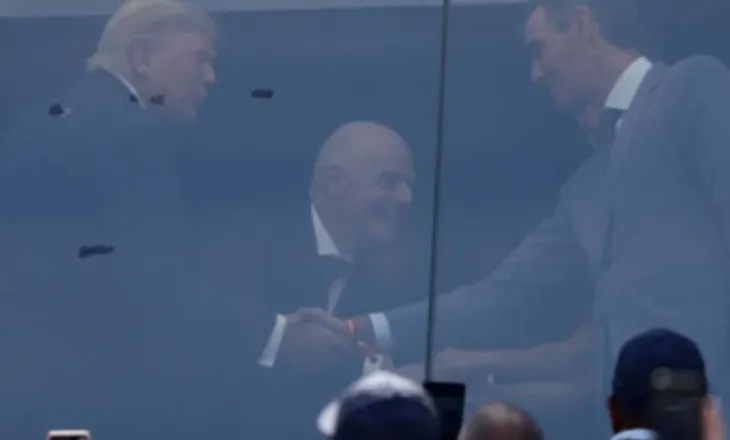 Pas marrëdhënieve të tensionuara, Trump dhe Sanchez takohen në finalen e Botërorit 2026