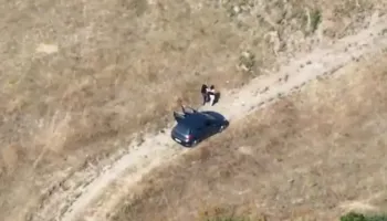 Pas orësh negociata, dalin pamjet kur Nertil Buzi liron ish të dashurën që mbante peng
