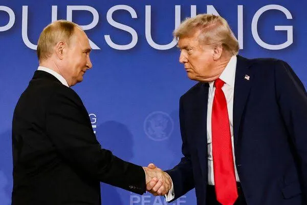 ‘Pazare 1200 kilometra’/ Presidenti Trump në rolin e paqebërësit mes Rusisë e Ukrainës