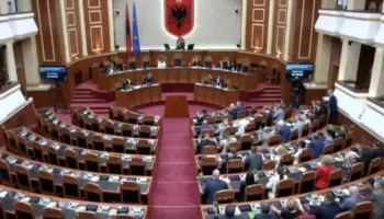 PD bojkotoi seancën, PS miraton me 72 vota ndryshimet në ligjin e SHISH