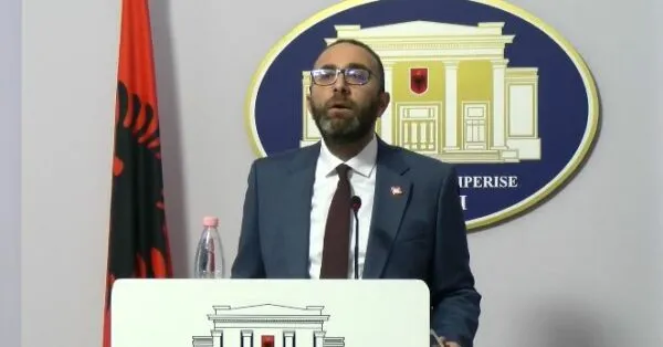 “PD dërgon në Kushtetuese ligjin ratifikues të marrëveshjes me SHBA”, Bardhi: Me urdhër të Ramës, Kuvendi u kthye në…