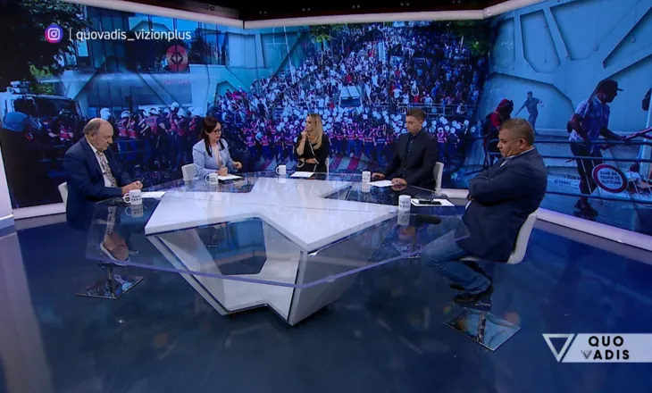 “PD-ja është kthyer në shkollë nate”, Spahiu: Sot i kemi njerëzit në shesh, se s’ka opozitë!