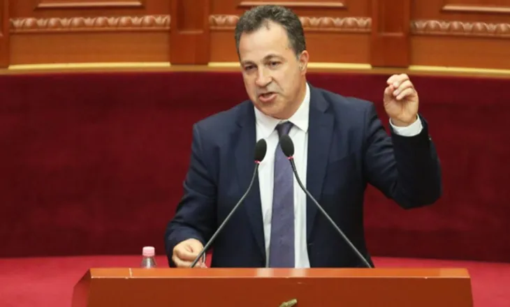 Peleshi shpërthen pas protestës: Asgjë nuk justifikon dhunën dhe kaosin