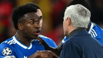 Perez dhe Vinicius Junior nuk po gjejnë gjuhën e përbashkët, Mourinho me kërkesë të qartë për presidentin