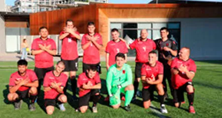 Përfaqësuesja e Personave me Aftësi të Kufizuara zhvillon miqësore në “Shtëpia e Futbollit’