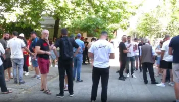 Përfundon shqyrtimi i arrestit në flagrancë për 21 protestuesit, pritet vendimi i gjykatës dhe për masat