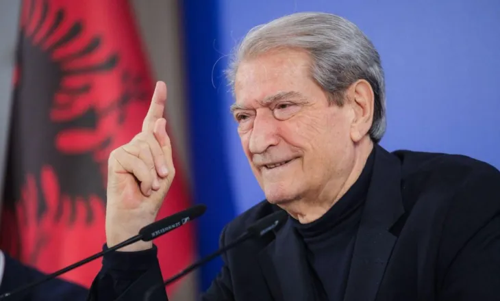 Përplasja mes policisë dhe protestuesve/ Berisha: Regjimi i Edi Ramës