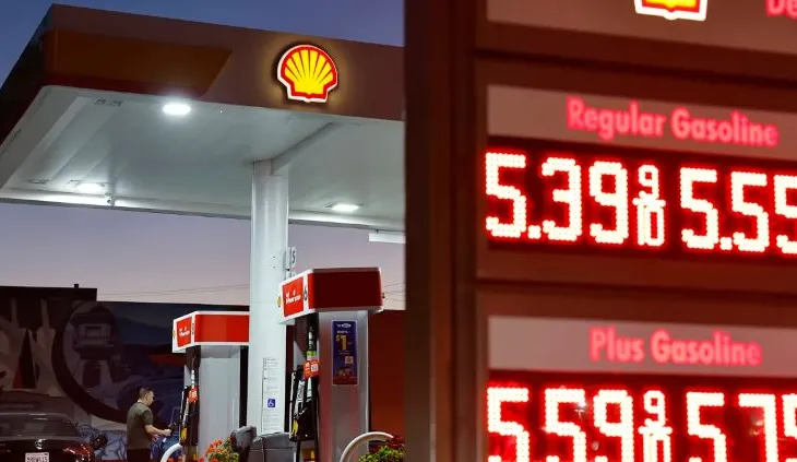 Përplasja SHBA-Iran trondit tregun e karburanteve, benzina në Amerikë rritet me 9 cent në vetëm dy ditë