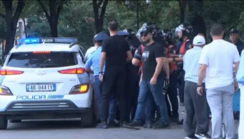 Përplasjet me policinë, 1 shoqëruar te ‘Rruga e Elbasanit’