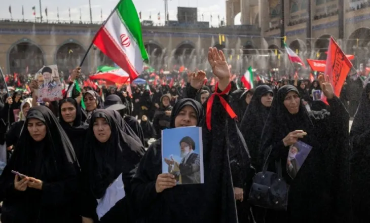 Përse udhëheqësi suprem i Iranit, Mojtaba Khamenei, nuk u shfaq në funeralin e babait të tij