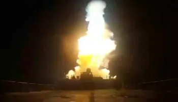 Përshkallëzohet konflikti SHBA-Iran, sulme të reja dhe tension në Ngushticën e Hormuzit! Teherani godet bazat amerikane