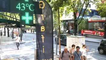 Përvëlohet Europa, qendra e Shqipërisë zona më e goditur nga vala e të nxehtit