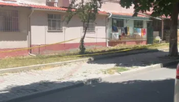 Plagosja me thikë në Korçë, policia jep detaje për ngjarjen, 40-vjeçari niset drejt spitalit të Traumës