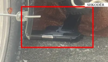 Plagosja me thikë në Poliklinikën e Shkodrës, vëllai i të plagosurit merr armën për t’u hakmarrë, policia parandalon krimin e rëndë