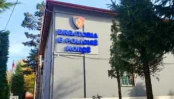 Plagosje me sëpatë në Korçë