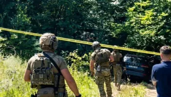 PLASIN ARMËT GJATË KONTROLLIT/ Qëllohen punonjësit e Ujësjellësit në Mitrovicë, autori në arrati