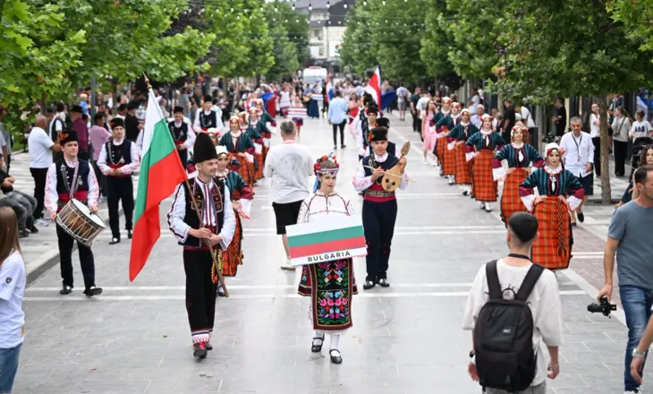 Podujeva shndërrohet në skenë të kulturave botërore përmes Festivalit “Newborn Kosova”