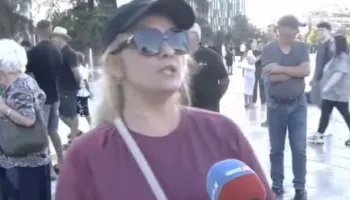 “Politikanët të zhytur në korrupsion”/ Qytetarja në protestën e 41 kundër Ramës: Nuk na përfaqësojnë më