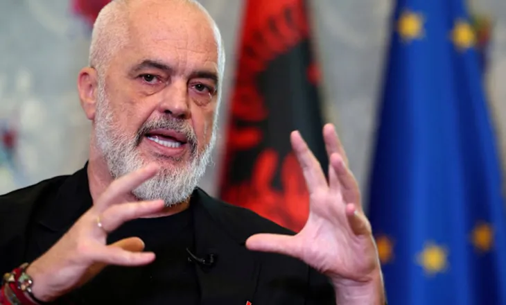 Prej dy muajsh i kërkojnë dorëheqjen, Rama sulmon protestuesit: Flamingot ikën, mbetën vetëm puplat dhe vezët e ditëzinjve