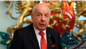 Presidenti i Hungarisë pranon të japë dorëheqjen pasi parlamenti mbështet shkarkimin e tij