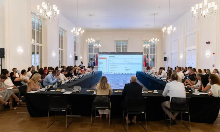 Prezantohet sistemi “eArkiva” për menaxhimin dhe digjitalizimin e dokumentacionit zyrtar