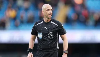 Priste të gjykonte finalen e Botërorit 2026, Tejlor njofton tërheqjen nga arbitërimi…